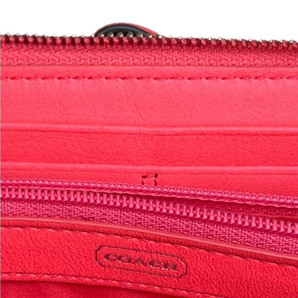 Coach Vibrant Coral Perforated Women's Wallet NWOT - Picture 8 of 12